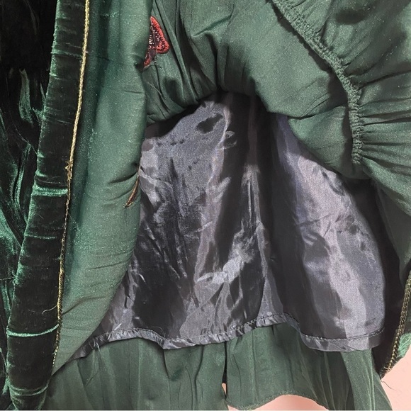 Runway 101 Maxi Skirt Women's Size Medium Emerald Green Embroidered Velvet Skirt - Picture 9 of 13